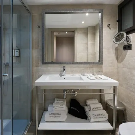 Catalonia Park Gueell 3*