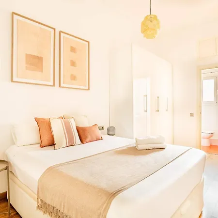 Pl Universitat Bright And Cozy 2bd - 2bth