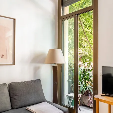 Pl Universitat Bright And Cozy 2bd - 2bth * Barcelona