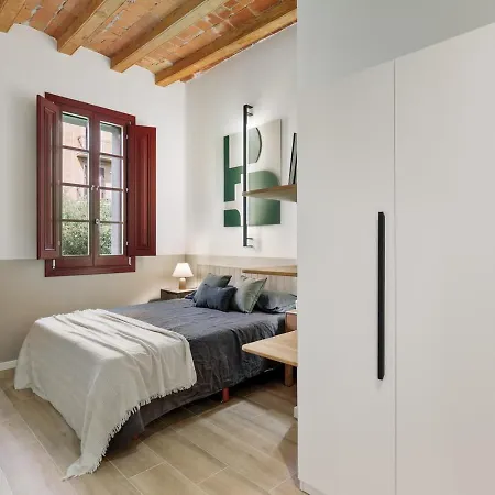 Xelida - 2 Bedrooms And Balcony In Sant Antoni Barcelona