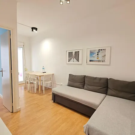 Cozy In Gracia Apartament