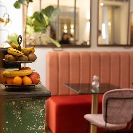 Bed & Breakfast We Boutique
