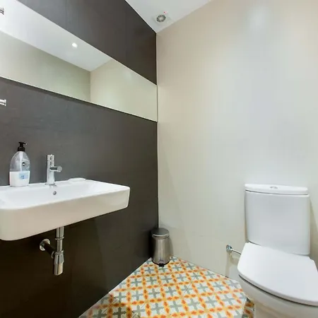 Lägenhet 4bedroom With Balcony In Ramblas 1 1 Barcelona