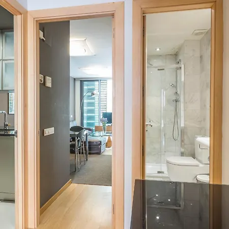Lägenhet My Space Emirates - Fully Equipped Near The With Shared Pool *