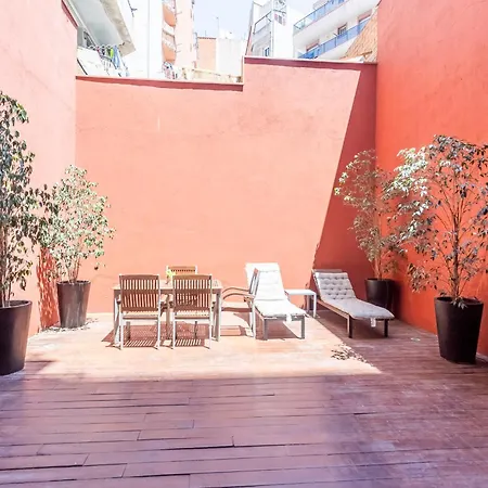 Lägenhet My Space Emirates - Fully Equipped Near The With Shared Pool Barcelona