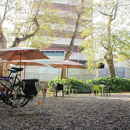 Residencia Universitaria Torre Girona Apartamento *