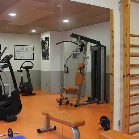 Residencia Universitaria Torre Girona Apartamento *