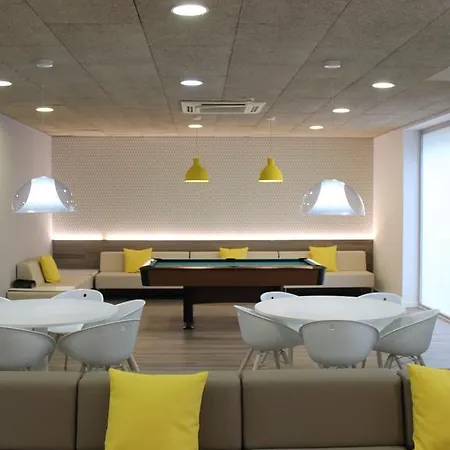 Residencia Universitaria Torre Girona Apartamento Barcelona