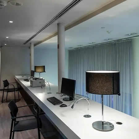 Catalonia Avinyo Hotel 3*