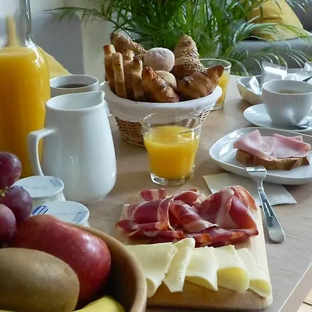 Casa Mathilda Bed & Breakfast 3*