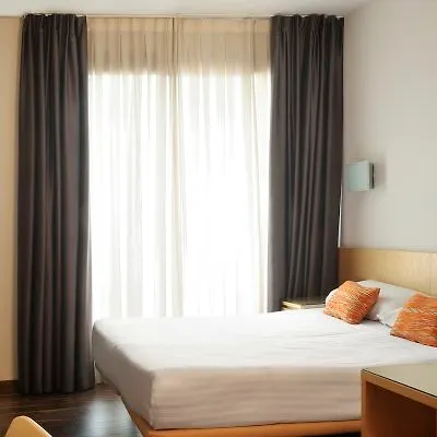 Apartahotel Aramunt 4*