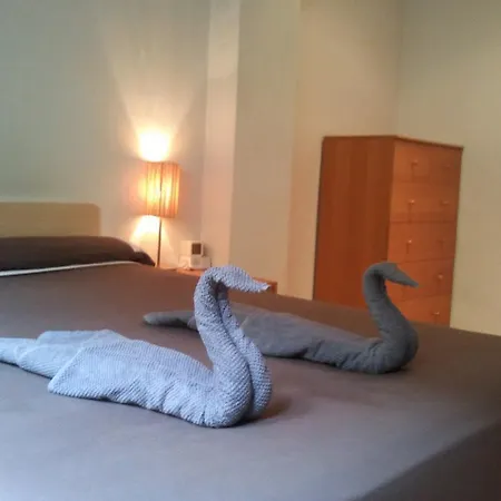 Motorsport Hostel Barcelona