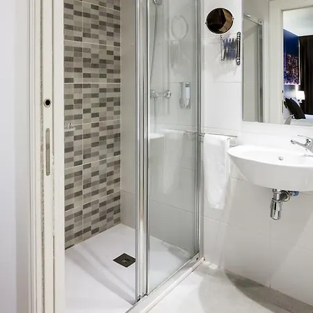 Bestprice Gracia Hotel