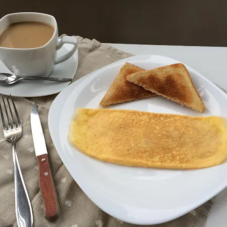 بيت ضيافة Eixample 2*