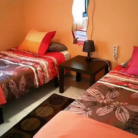 Pensión & Cozy Residencia De Estudiantes 2*