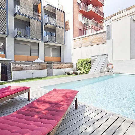 My Space Pool Garden Apartment Barcelona