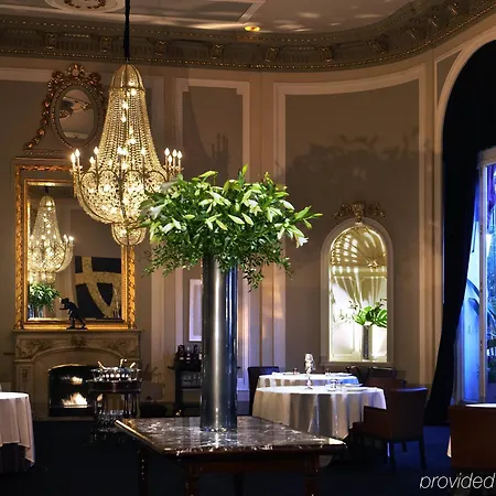 Отель Acta Atrium Palace 4*