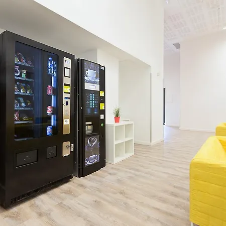Ant Hostel