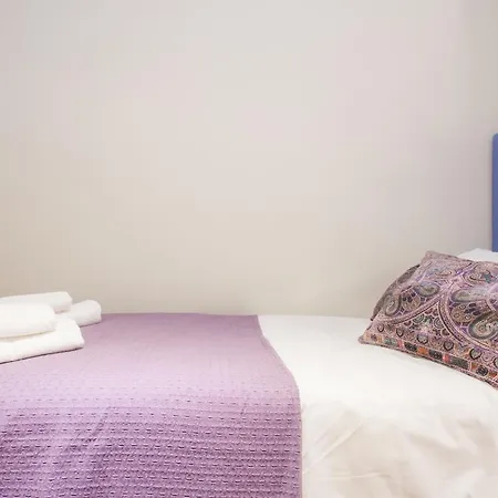 Autentic Eixample Apartment *