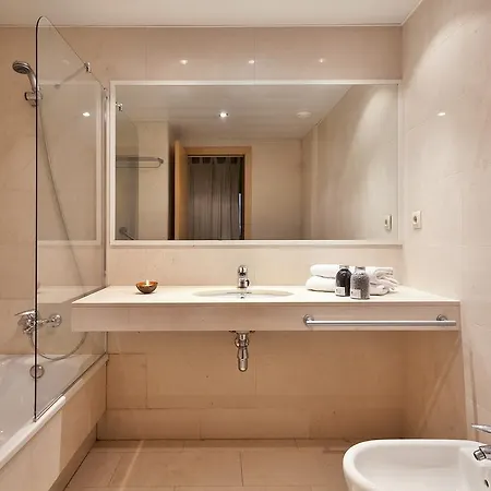 Urquinaona Apartment *