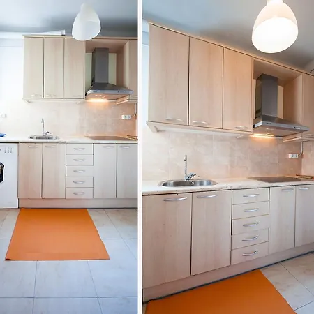 Апартаменты Apartamentos Santa Tecla Барселона