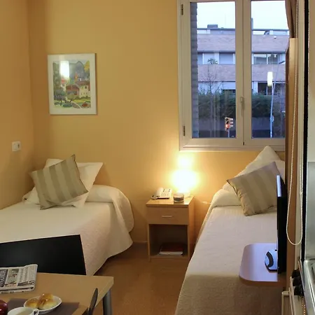 Residencia Universitaria Torre Girona Apartamento Barcelona
