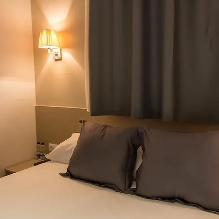 Hostalin Passeig De Gracia 3* Barcelona