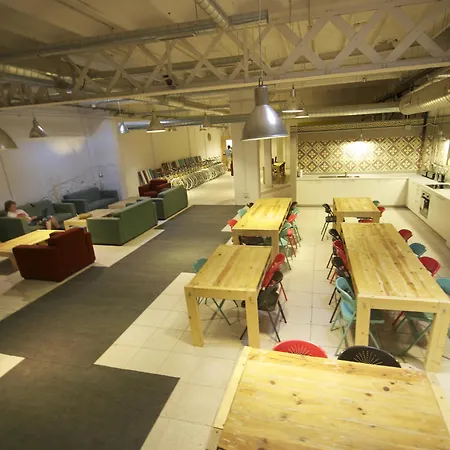 Bed & Bike Hostel