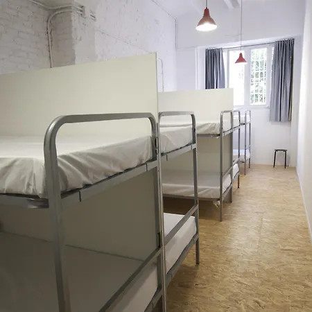 Bed & Bike Hostel *