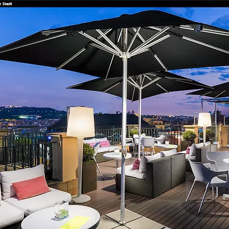 Hotel H10 Universitat 4*