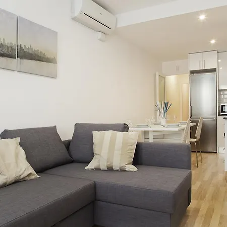 Apartment Flateli Roger 2