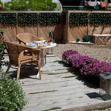 Bachome Terrace Bed & Breakfast 3*