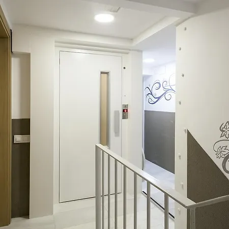 Habitat Adn Apartment *