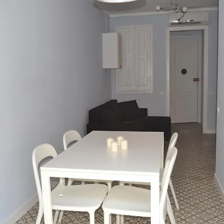 Апартаменты Apartamentos Santa Tecla Барселона