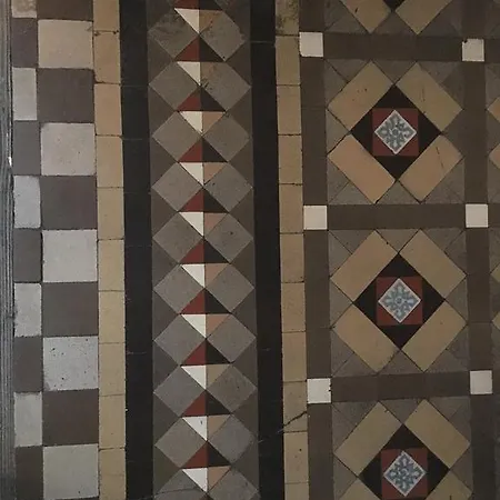بيت ضيافة Eixample 2*