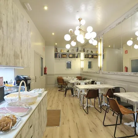 Bed & Breakfast Casa Balmes 3*
