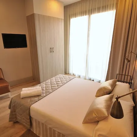 Bed & Breakfast Casa Balmes 3*