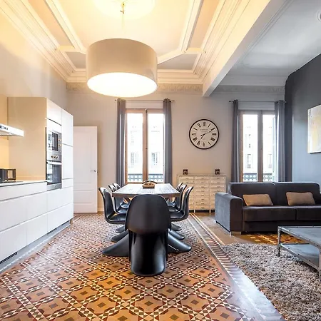 Rent Top Rambla Catalunya Apartment *