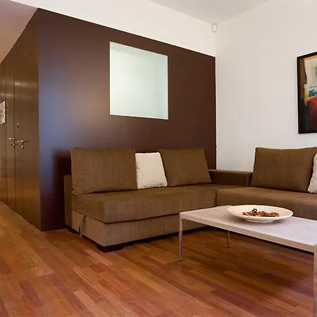 Apartment Lodging Apartments Rambla Catalunya - Miro Barcelona