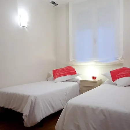 Apartment Lodging Apartments Rambla Catalunya - Miro