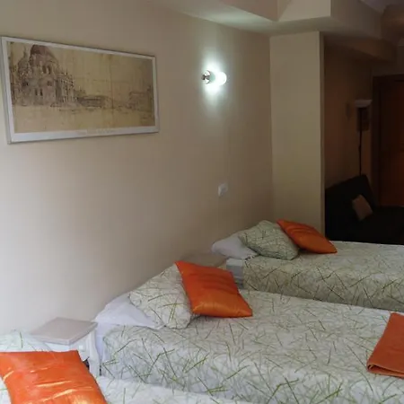 Affittacamere Good-home Paseo De Gracia 2*