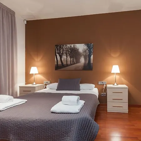 Apartment Lodging Apartments Rambla Catalunya - Miro