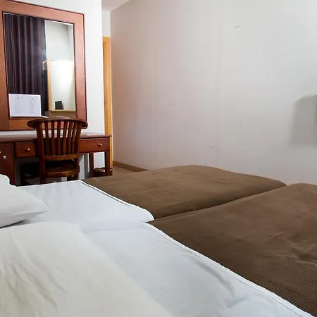 招待所 Lk巴塞罗那旅馆 2*