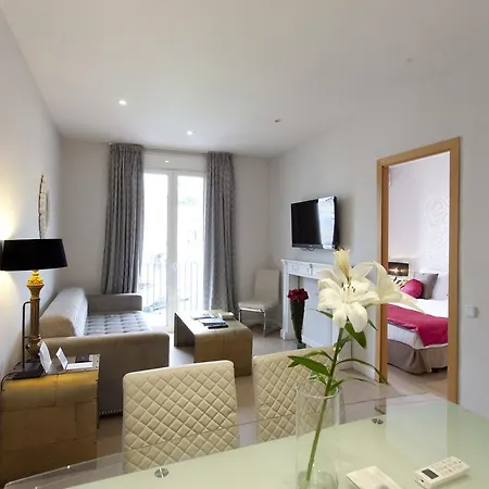 Hotel apartamentowy Grandom
