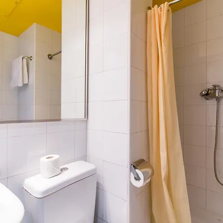 Hotel Colors 2*