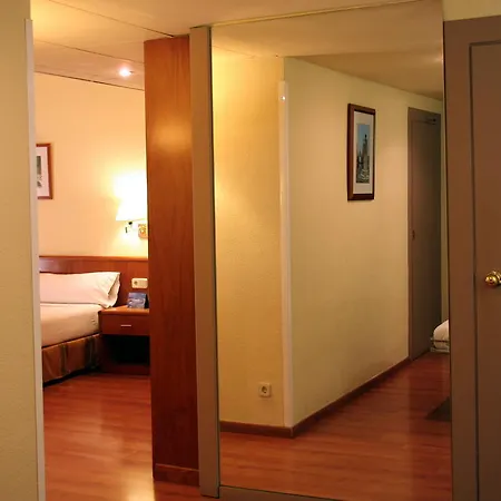Hotel Atiram
