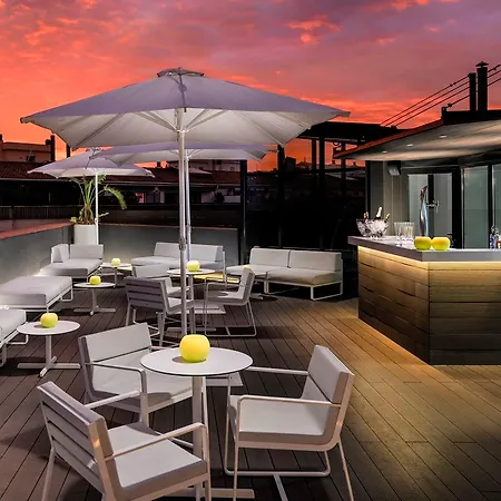Hotel H10 Urquinaona Plaza (adults Only)