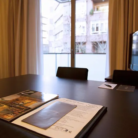 Hotel Zenit Borrell 4*