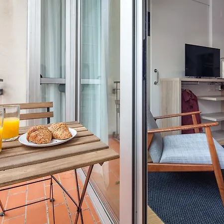 Aparthotel Habitat Hot Jazz 4*
