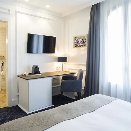 Otel Midmost By Majestic Group 4*